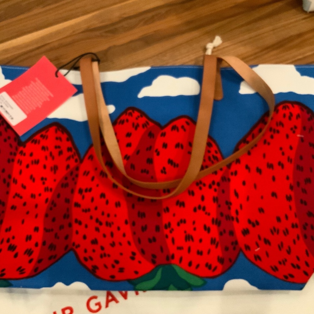 NWT Marimekko Mansur Gabriel Strawberry Tote Bag